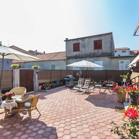 Apartments&rooms Hosana Zadar