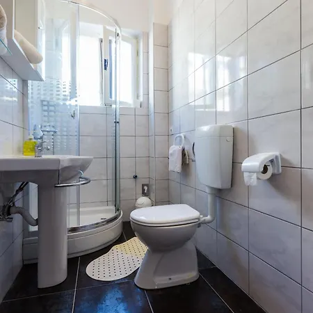 Apartmán & Hosana *