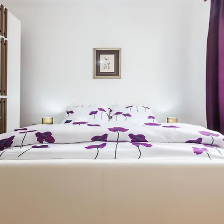 & Hosana Appartement
