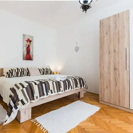 Appartement & Hosana