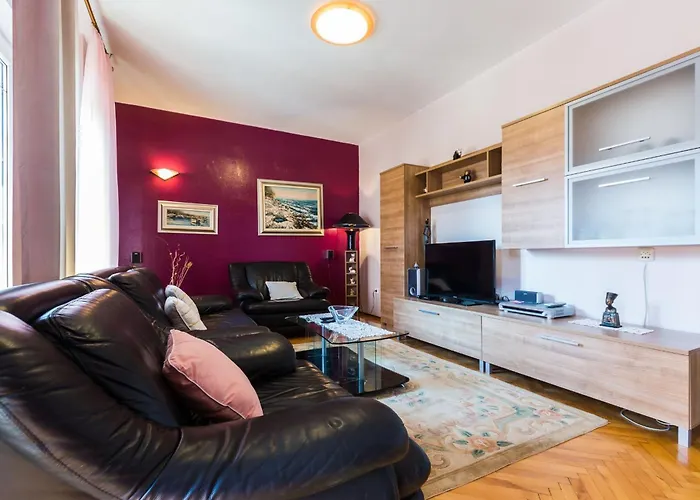 & Hosana Apartamento