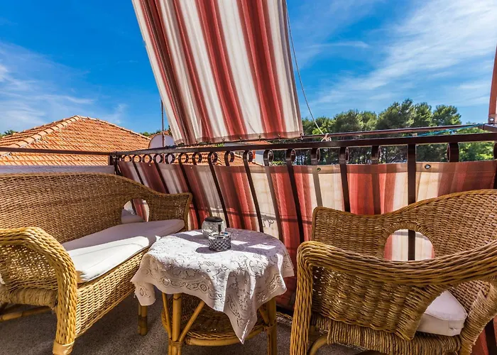 & Hosana Apartman Zára